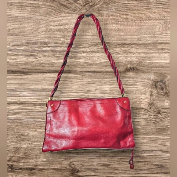 Relic Burgundy Soft Faux Leather Shoulder Bag Purse Braided Handle Gold Tassle - Picture 2 of 12